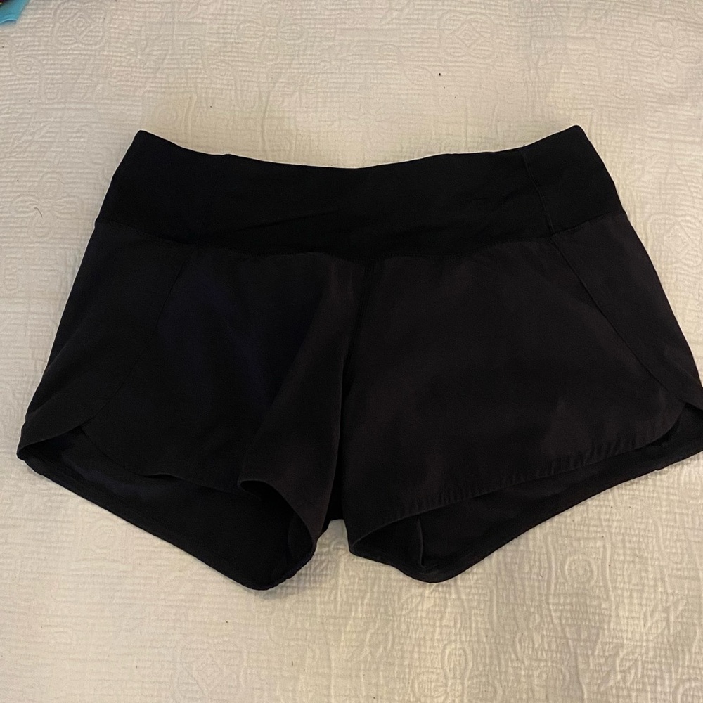 Lululemon black short